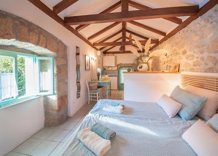 Vakantiehuis Luna By Interhome Brseč